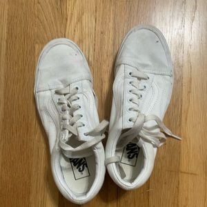 white lace up vans